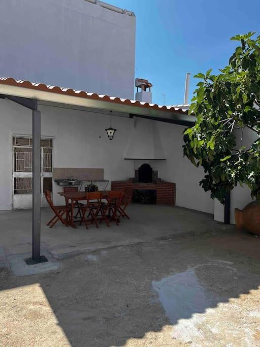 Villa Agradable Casa Con Chimenea Interior Y Barbacoa. Graja de Iniesta Exterior foto