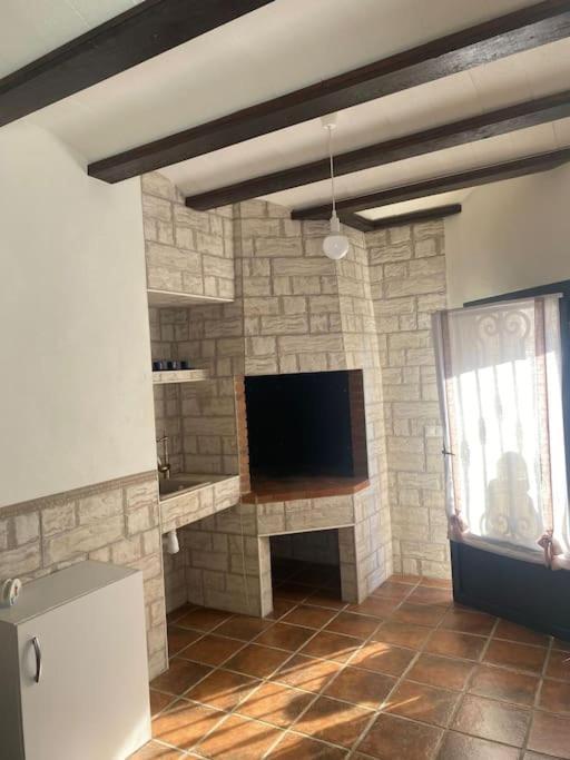 Villa Agradable Casa Con Chimenea Interior Y Barbacoa. Graja de Iniesta Exterior foto